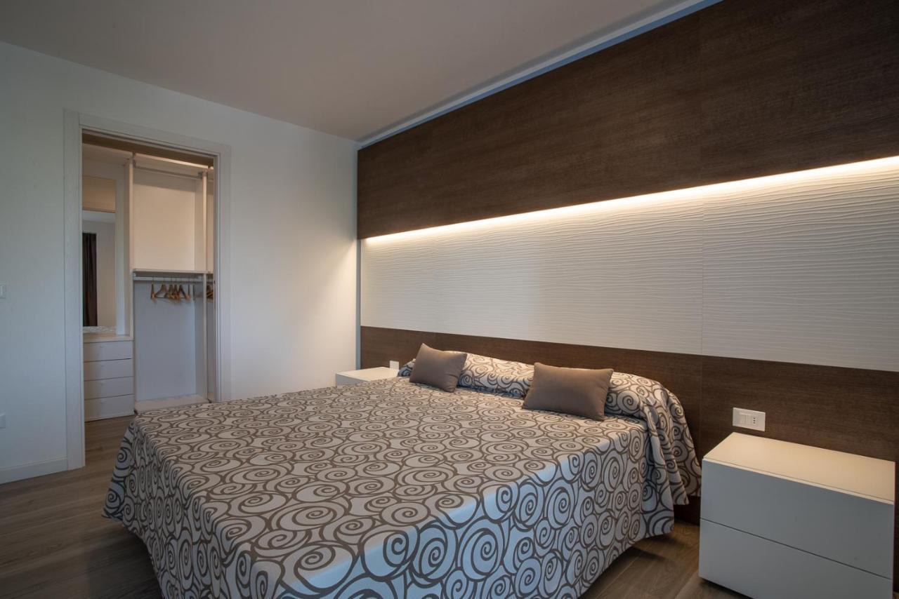 Aparthotel Miramare Grado Exterior photo