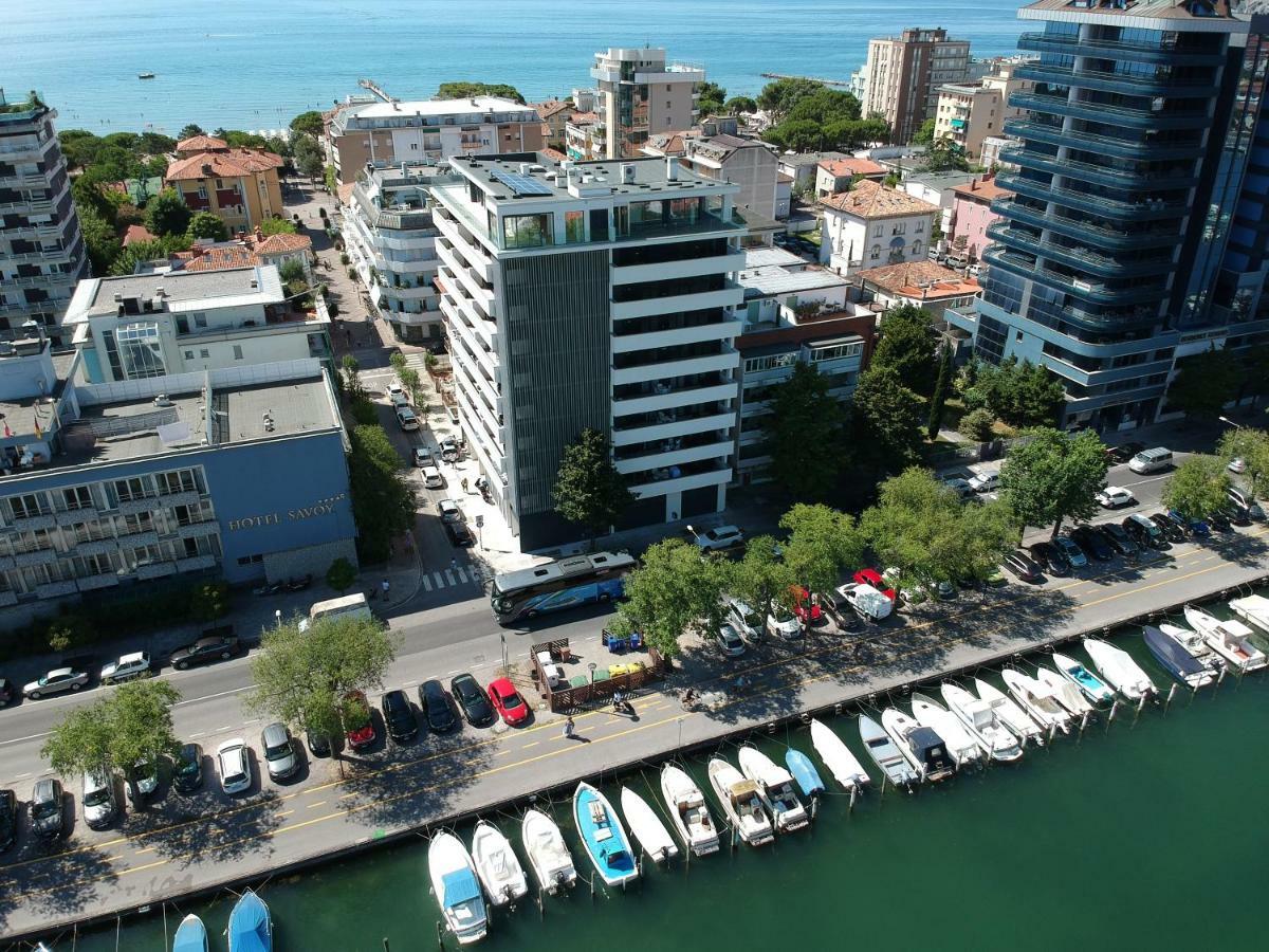 Aparthotel Miramare Grado Exterior photo