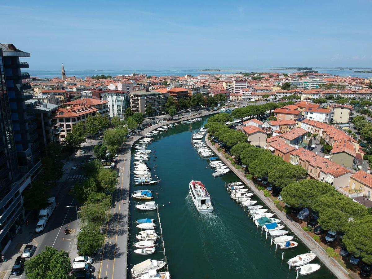 Aparthotel Miramare Grado Exterior photo